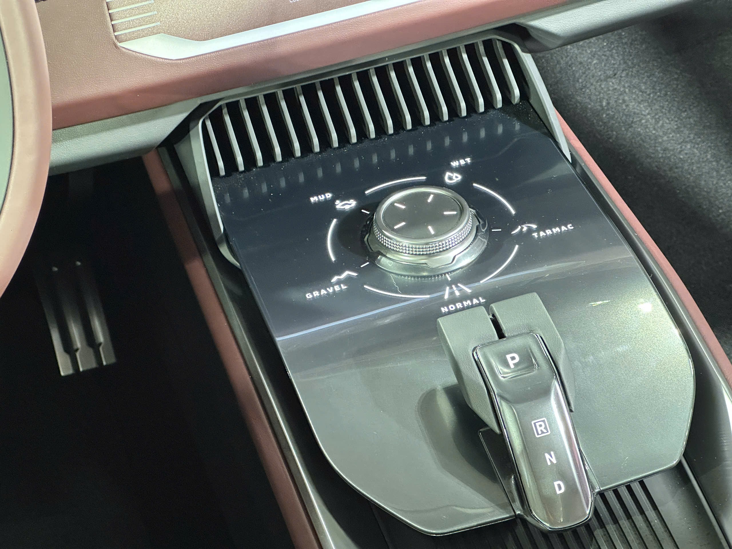 Mitsubishi DST Concept