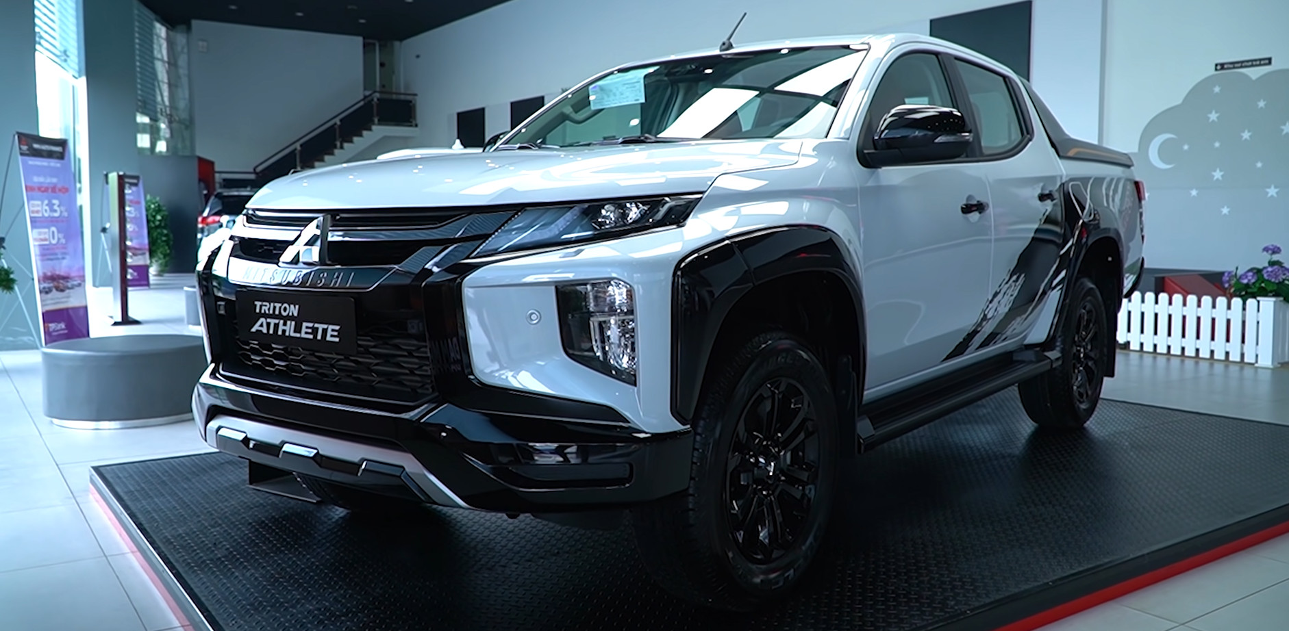 Read more about the article Giá xe Mitsubishi TriTon Athlete tháng 06-2023